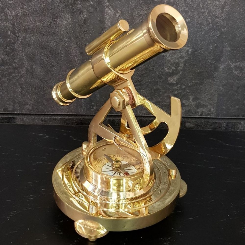 фото "Алидада" Декор M101-02 (золотой)