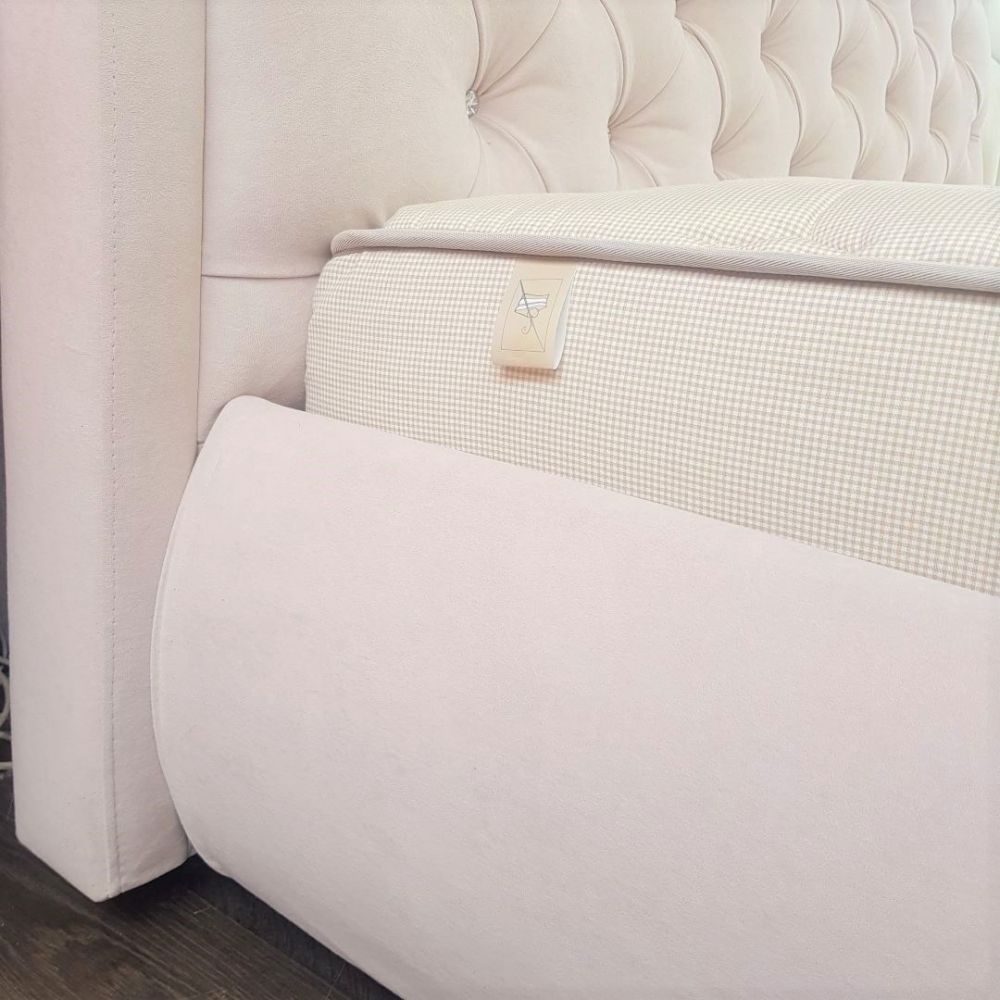 фото "Элизабет" Кровать двуспальная (розовая/стразы)