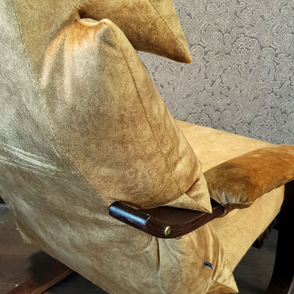 фото "Релакс" Кресло-качалка (невада охра/орех)