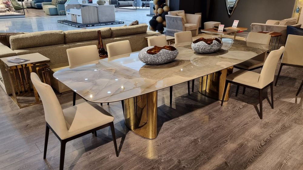 фото "Titan" Обеденный стол