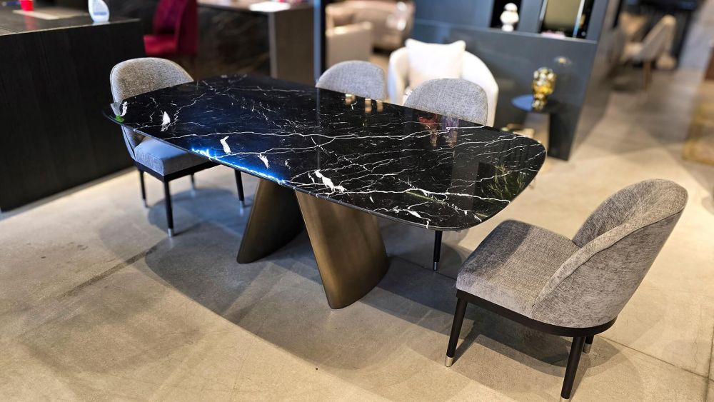 фото "Rocco" Обеденный стол