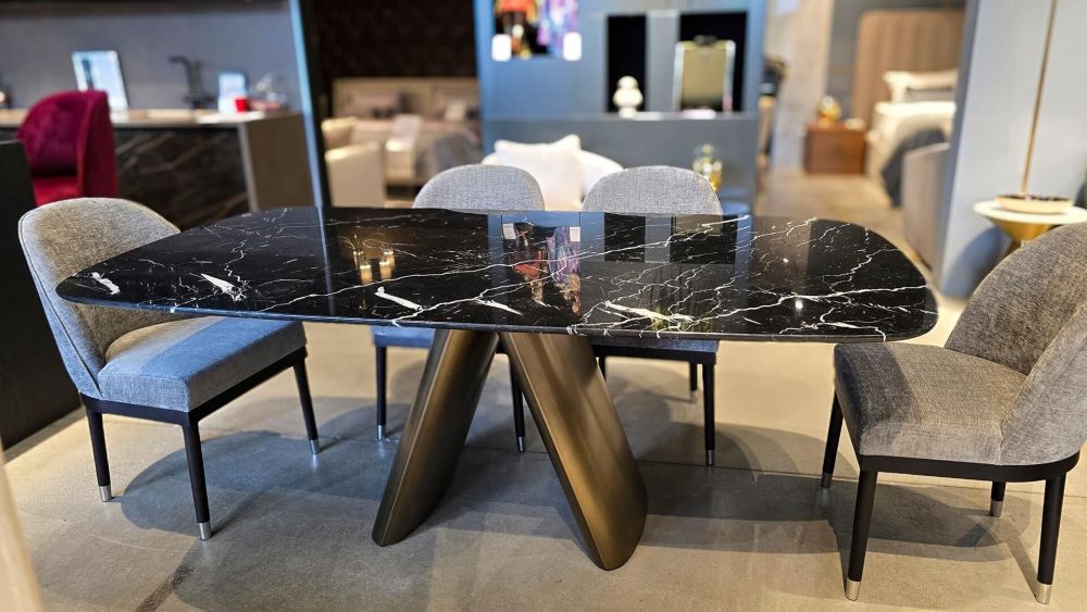 фото "Rocco" Обеденный стол