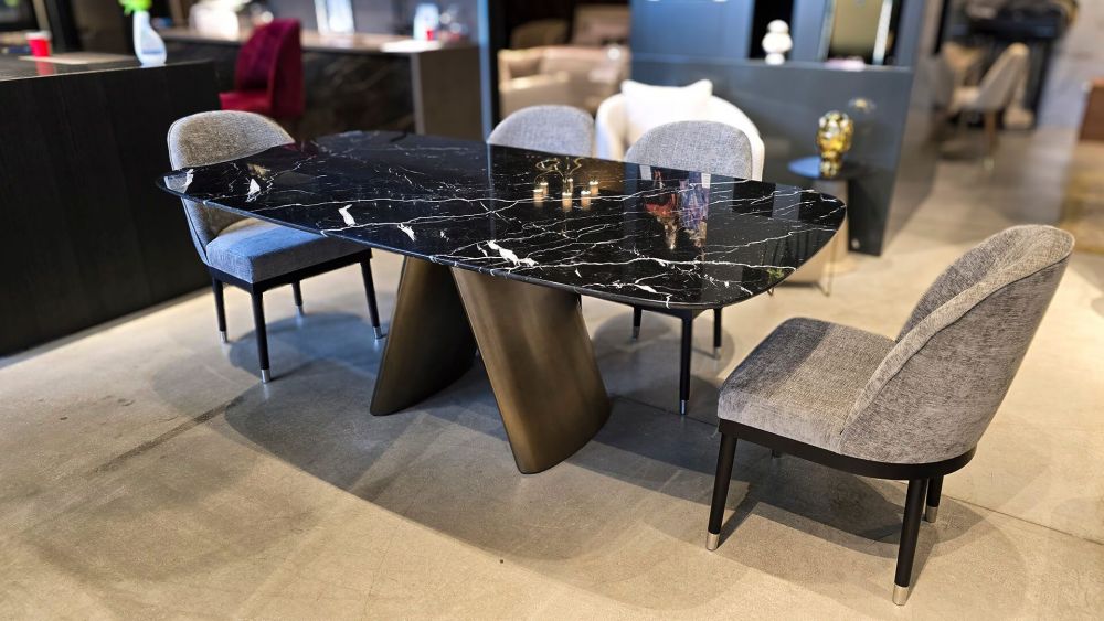 фото "Rocco" Обеденный стол