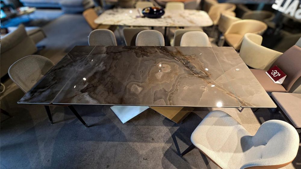 фото "Cross-A motion" Обеденный стол