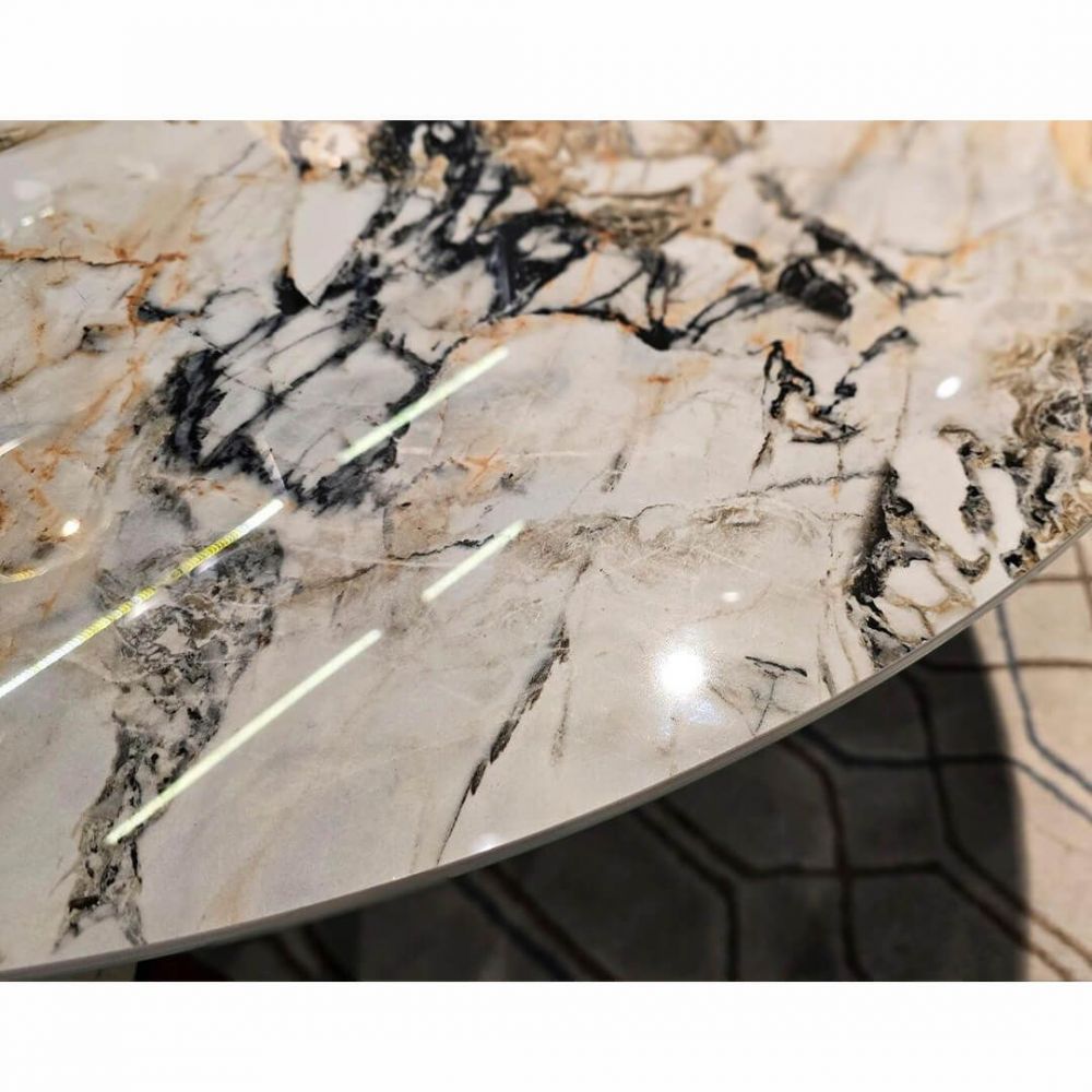 фото "Flame" Обеденный стол