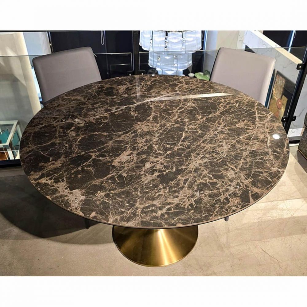 фото "Flame" Обеденный стол