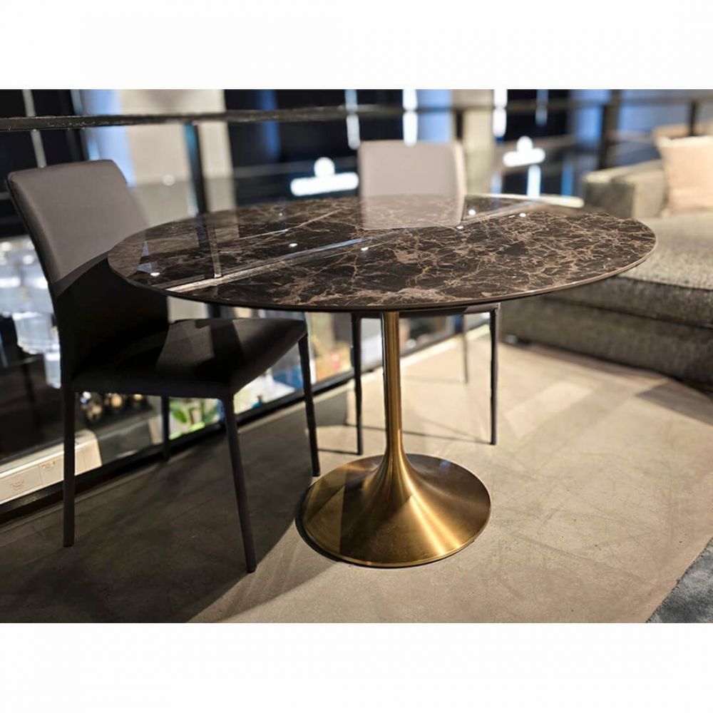 фото "Flame" Обеденный стол