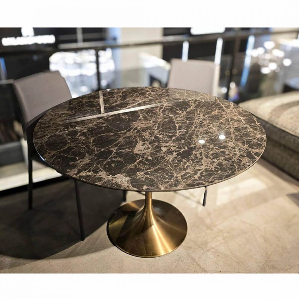 фото "Flame" Обеденный стол