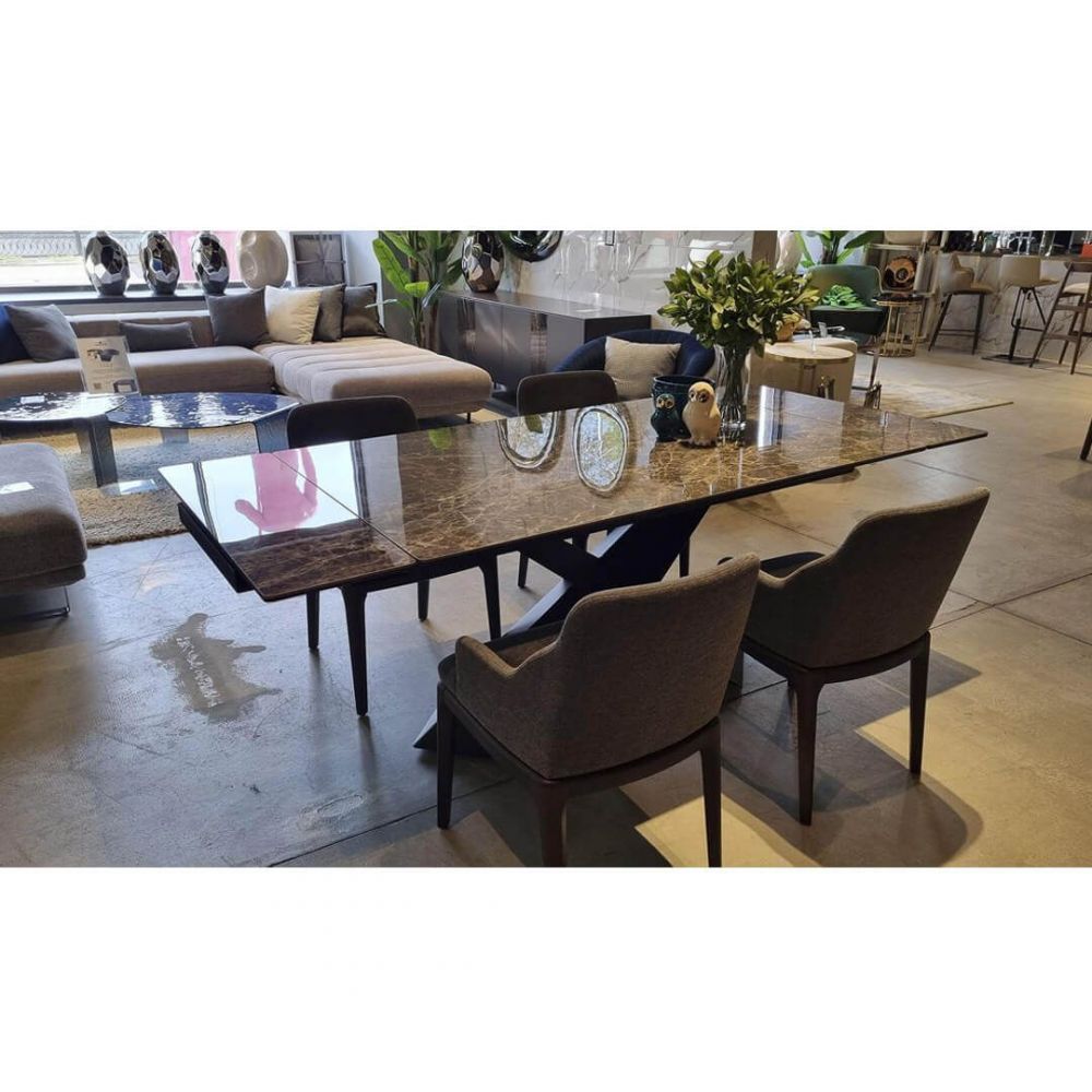 фото "Cross-A motion" Обеденный стол