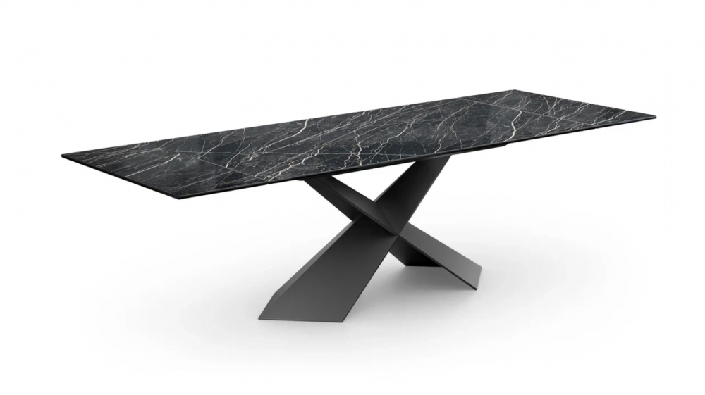 фото "Cross-A motion" Обеденный стол