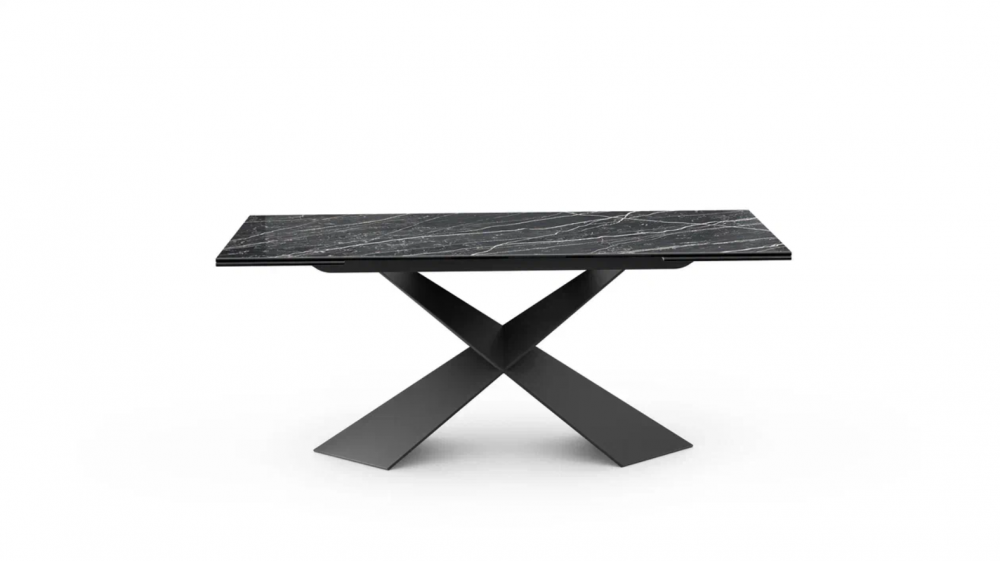 фото "Cross-A motion" Обеденный стол