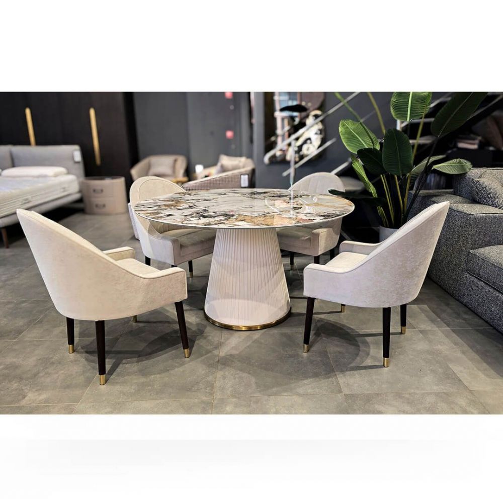 фото "Plisse Leather circle" Обеденный стол