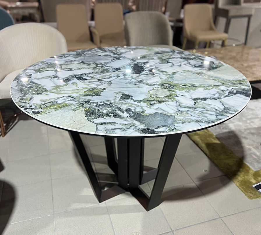 фото "Pino round" Обеденный стол