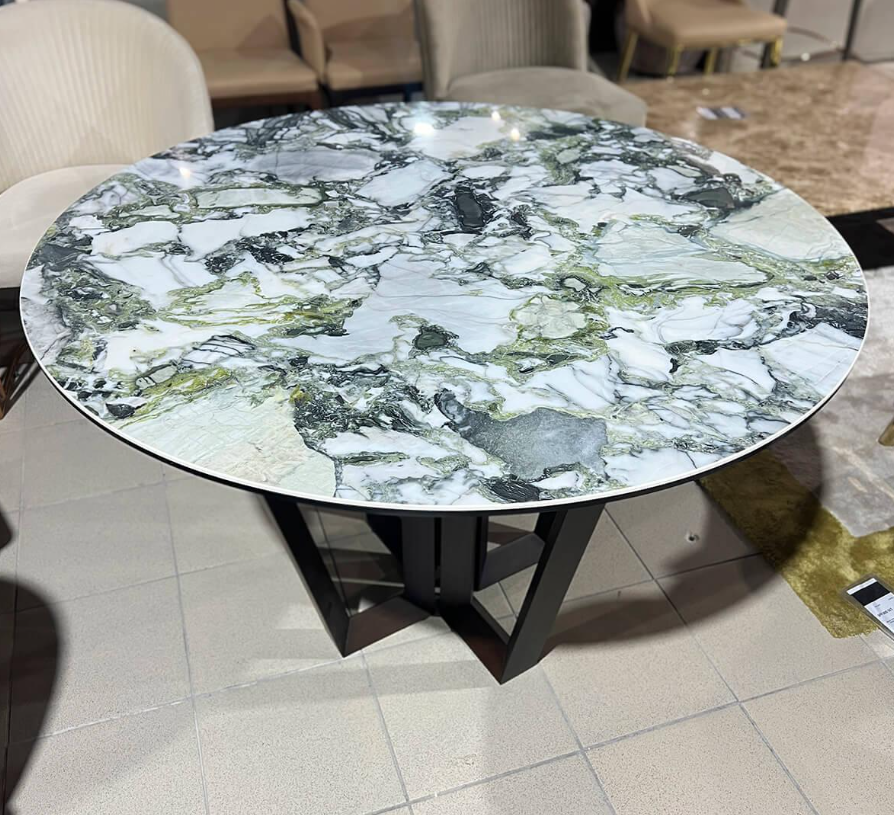 фото "Pino round" Обеденный стол