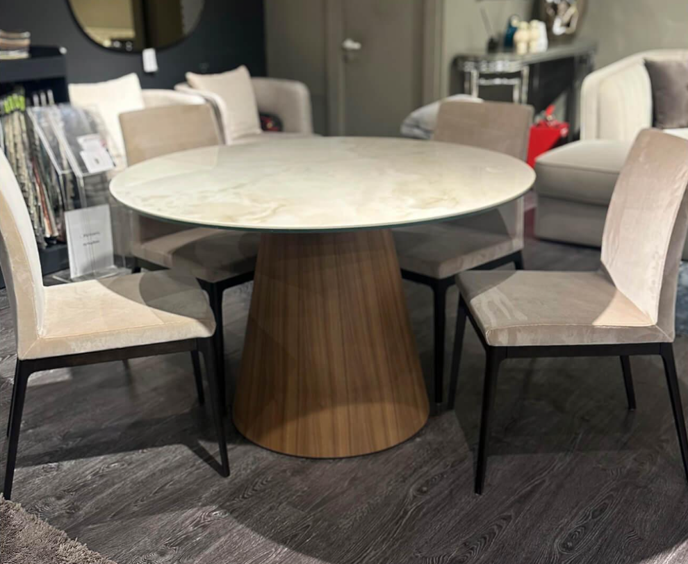 фото "Garda" Обеденный стол