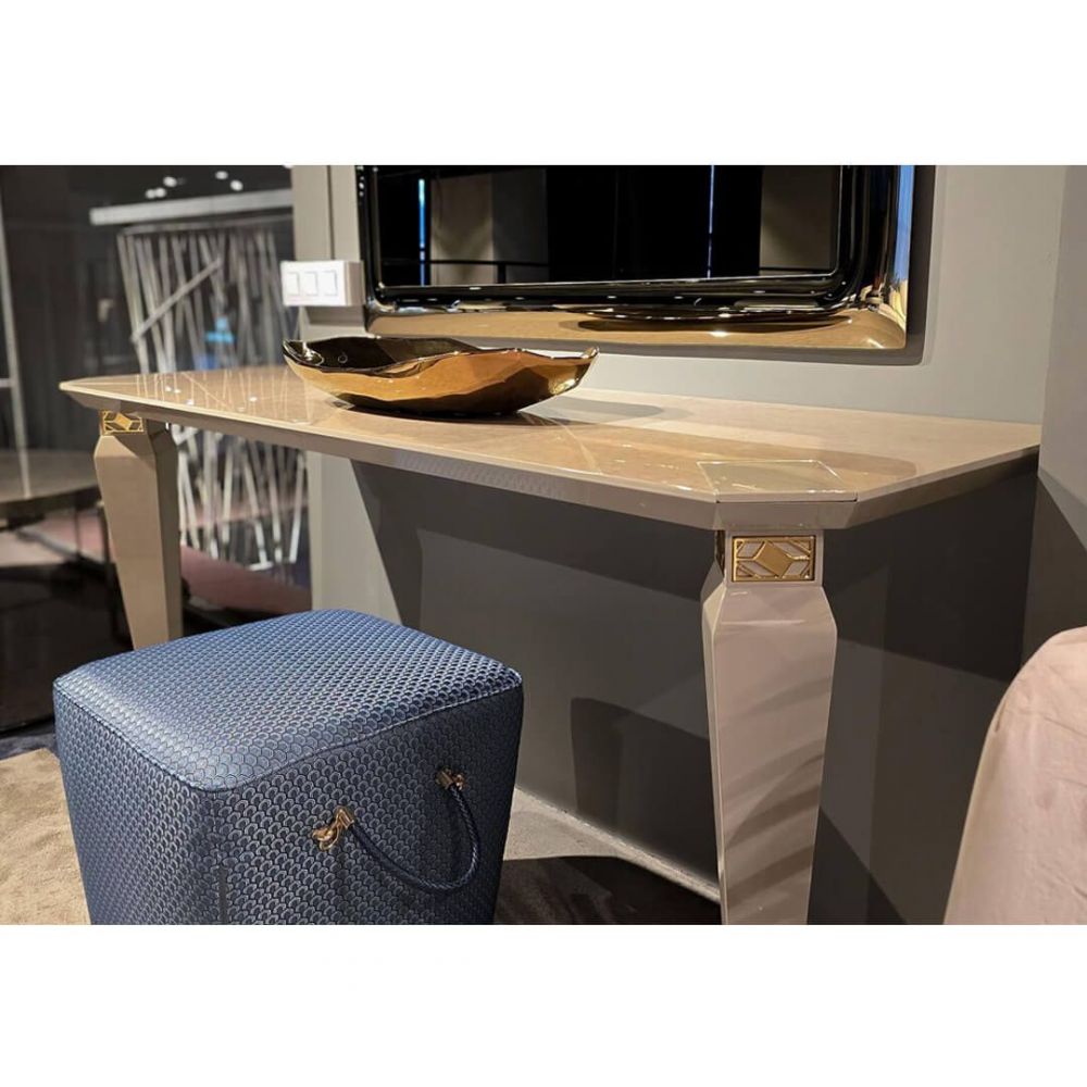 фото "Apollo" Консоль