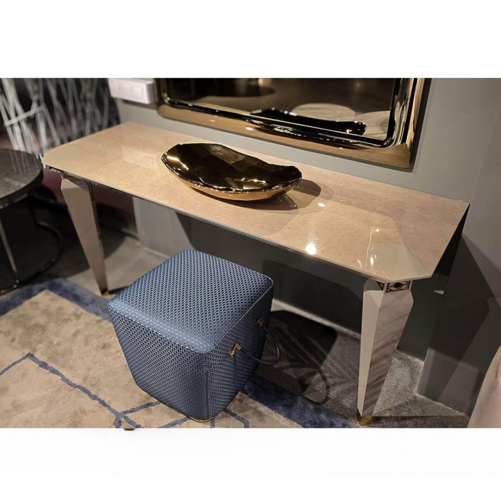 фото "Apollo" Консоль