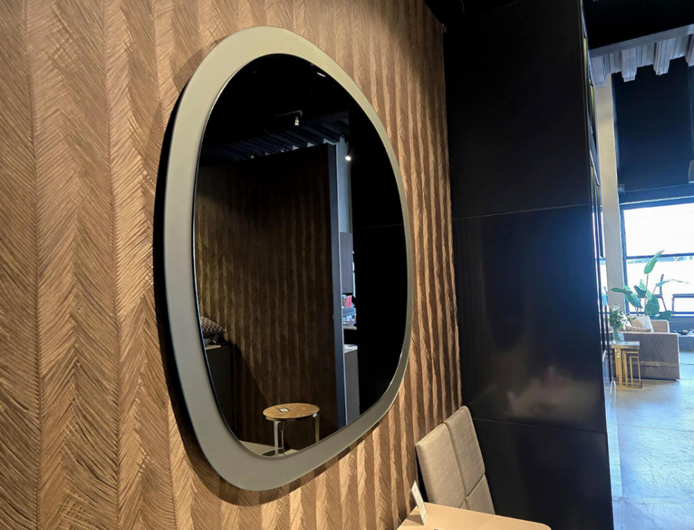 фото "Lodovico" Зеркало