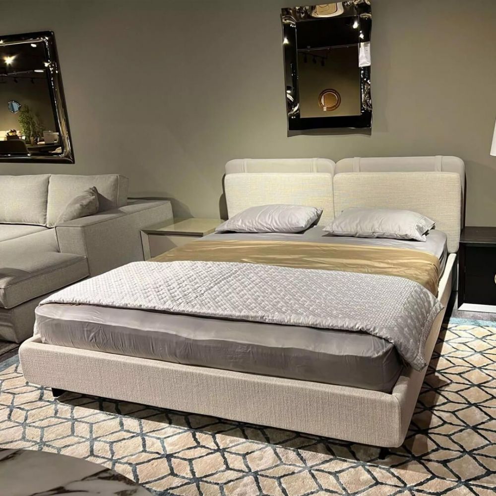 фото "Bally" Двуспальная кровать