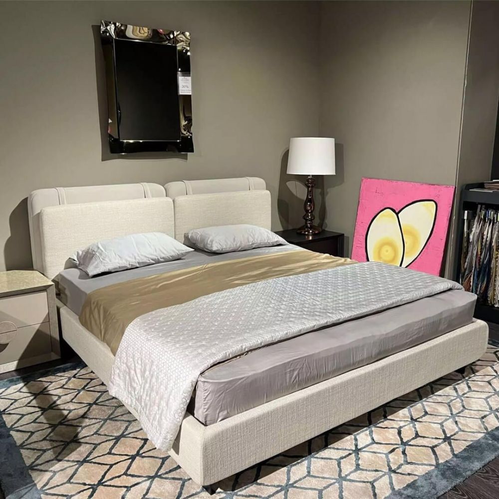 фото "Bally" Двуспальная кровать