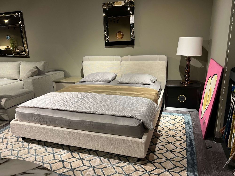 фото "Bally" Двуспальная кровать