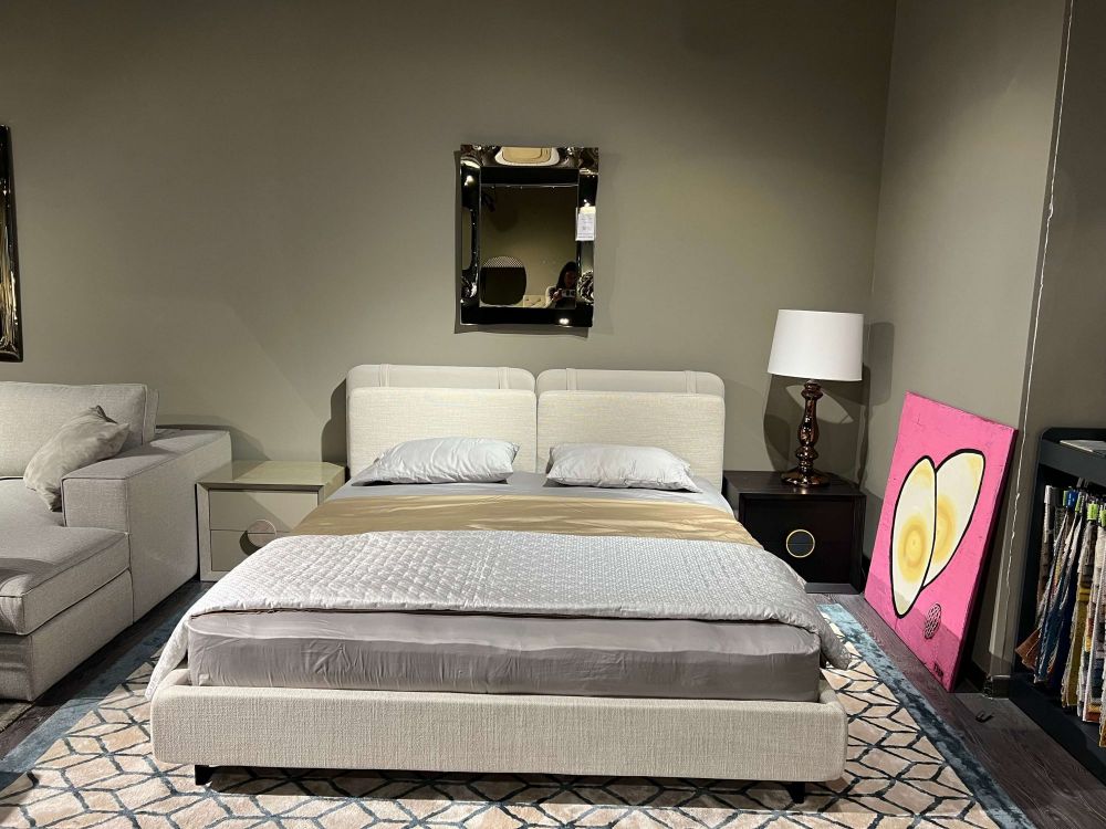 фото "Bally" Двуспальная кровать