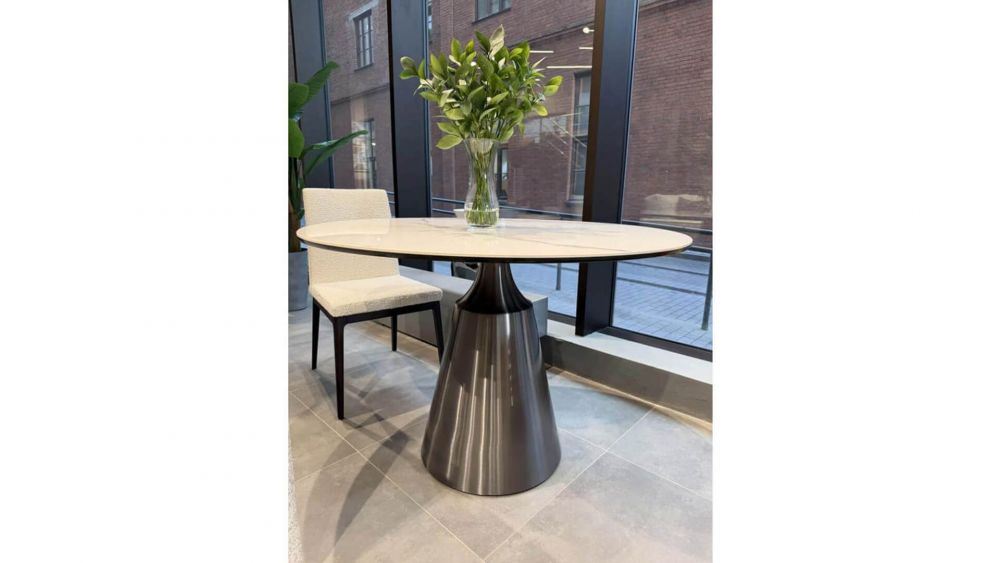 фото "Eliot Ceramics premium" Обеденный стол